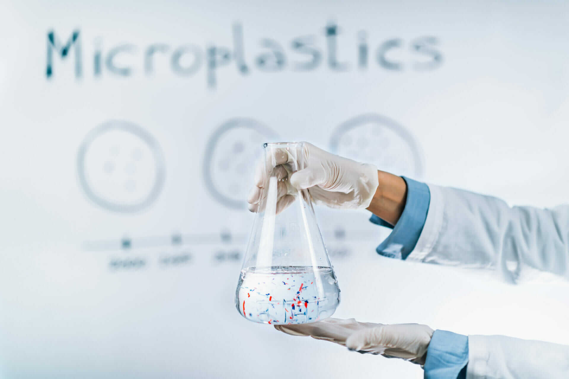 Untersuchung des Leitungswassers auf Mikroplastik, Plastik - Kostenloser Wassertest